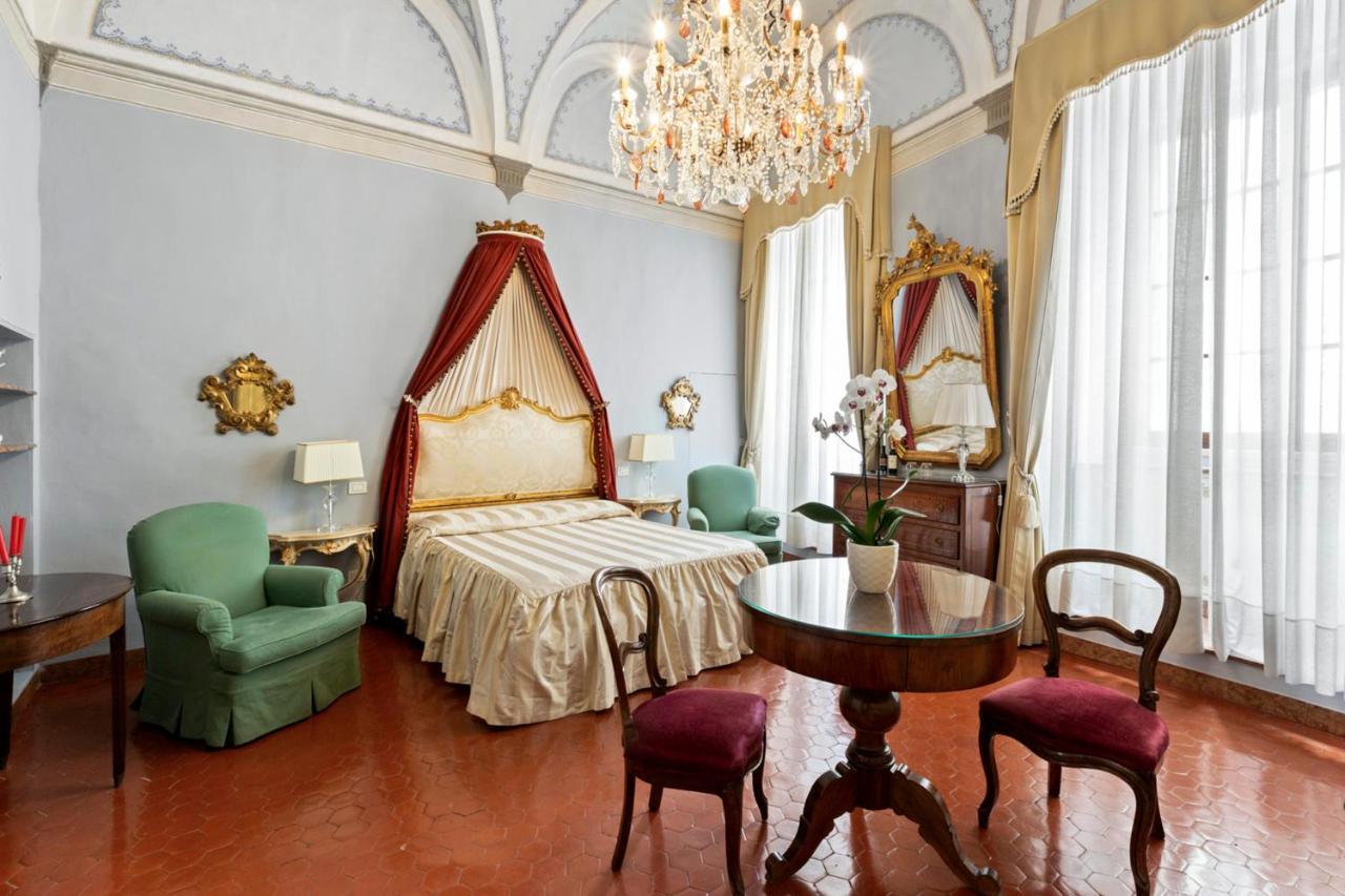 Bed and Breakfast Residenza D'Epoca Palazzo Borghesi à Sienne Extérieur photo